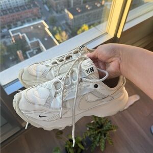 Nike TC 7900 White Shoes